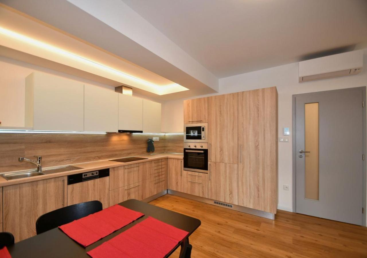 Efi Residence Holzova 28 Brno Esterno foto